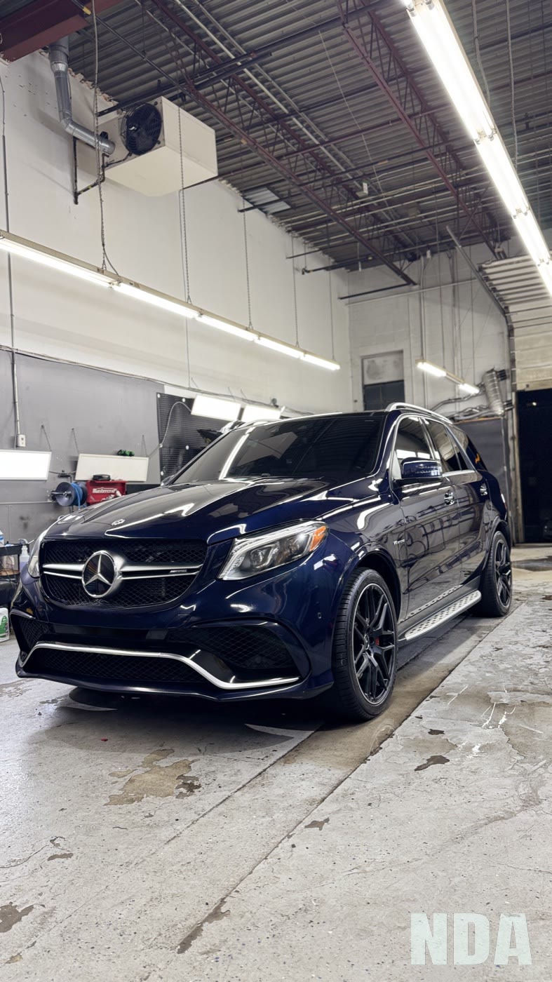 navy Mercedes-AMG GLE 63 S